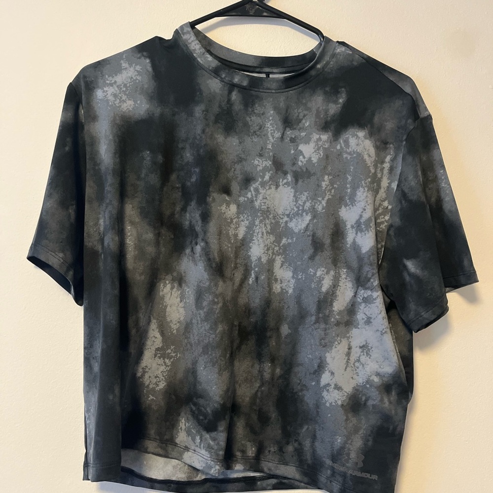 🍄Under Armour NWT Loose Fit Athletic Tee